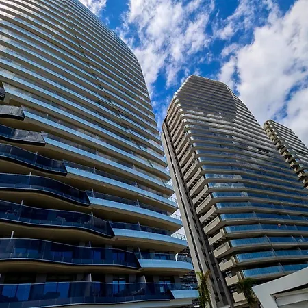 Sunset Sailors Show アパート ベニドルム