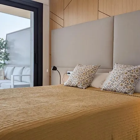 Sunset Sailors Show ベニドルム