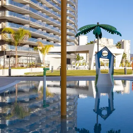 Sunset Sailors Show アパート ベニドルム